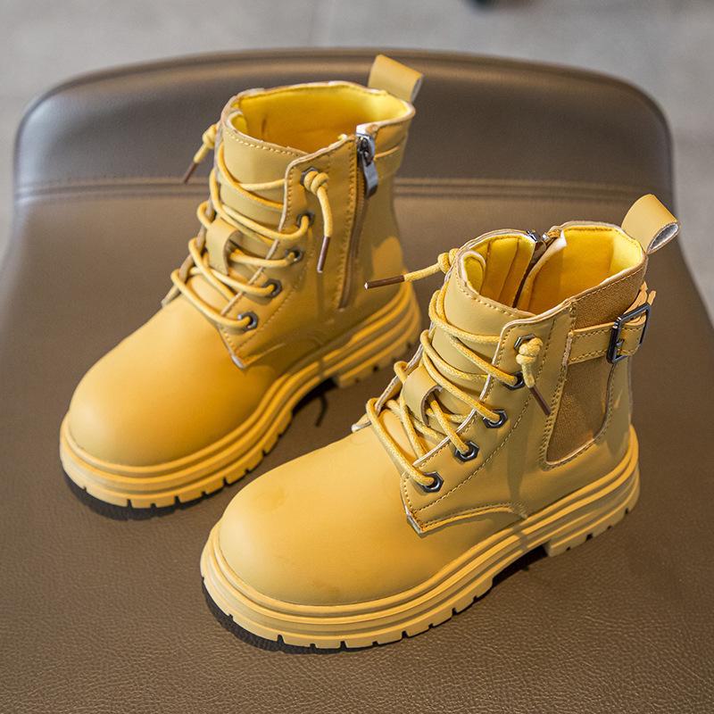 

Новые модные детские ботинки на зиму 2024 года — ботинки Martin для мальчиков и короткие ботинки для девочек — большие желтые ботинки с мягкой подошвой — одинарные ботинки. Size 33 / Inner Length 20.4cm