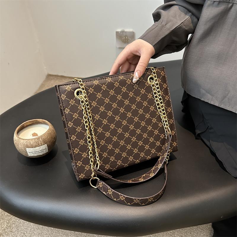 Bag Fashion Small Square Bag Textured Pu Shoulder Bag Large Capacity Chain Crossbody Bag Women'S Bag