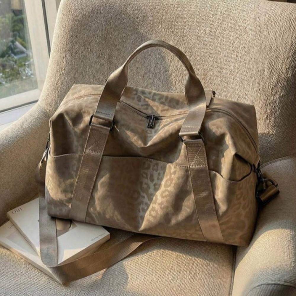 Leopard Print Travel Duffle Bag Adjustable Strap Lightweight Handbag Large Capacity Bag Swimming