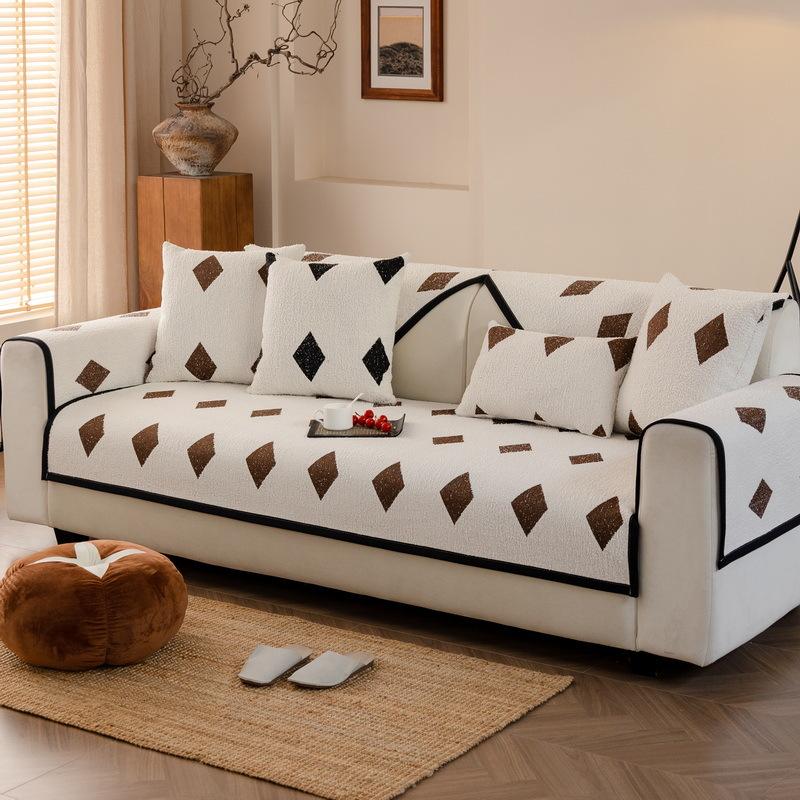 

Medieval Sofa Cushion Autumn And Winter New Light Luxury High-End Seat Cushion Non-Slip Retro Leather Sofa Cover Cover Cloth 70*70cm