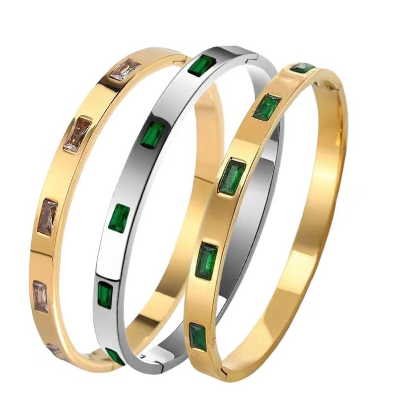 Gold-Plated Titanium Steel Bracelet with Green Diamond Buckle – Women's Fashion Jewelry