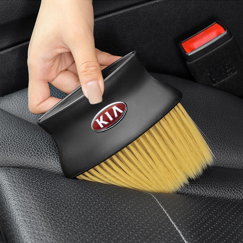Car Dedusting Brush Air Outlet Cleaning Brush Car Accessories For KIA Ceed Rio Sportage R K2 K3 K4 K5 K6 Soul Opeima Ceed Sorento Cerato