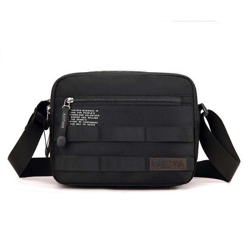 

Мужская сумка через плечо в стиле «Оксфорд» Color Block чёрный