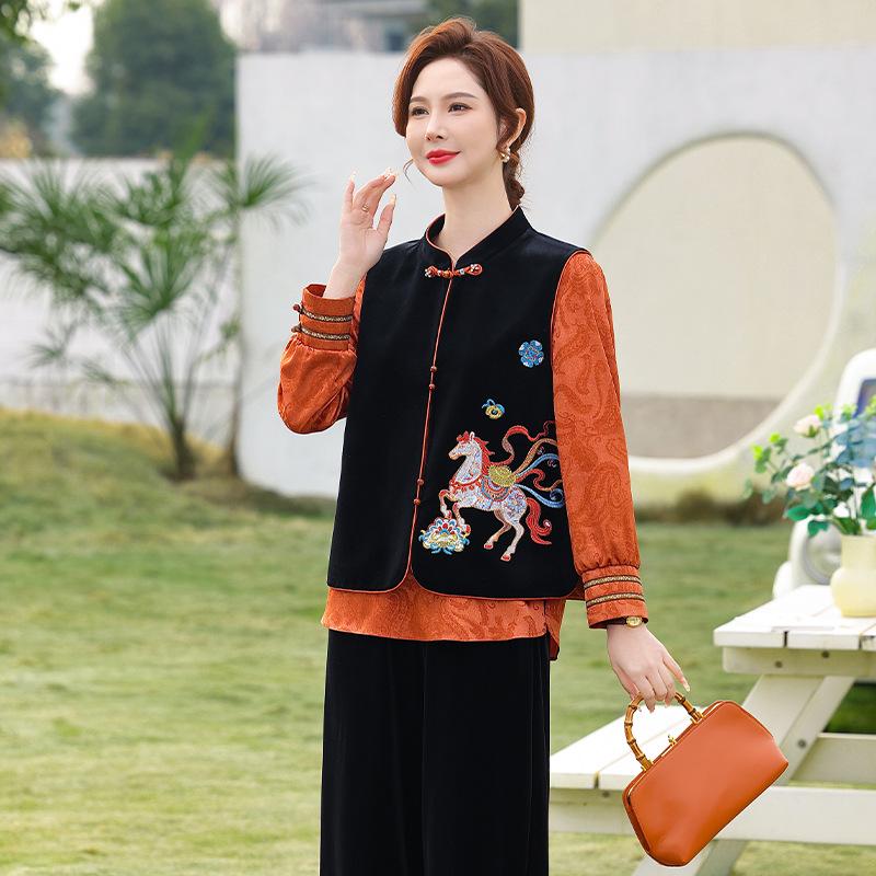 

Zodiac Year Velvet Embroidered Vest for Middle-Aged Women - Color Block Stand Collar 3XL [Recommended for 67.5-72.5 kg]