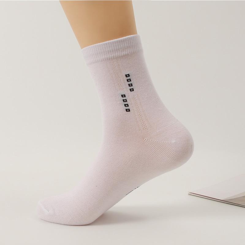 Men Spring and Autumn Simple Business Odor Proof Breathable Sweat Absorbing Tube Socks