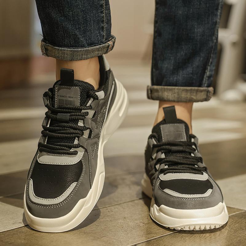 Fashion Casual men's sports shoes Comfortable and high-quality styles Trendy Youth Outdoor Street Classic black versatile shoes Hot