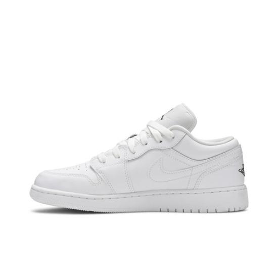 

Air Jordan 1 Low GS Белые Черные Ретро Кроссовки 553560-101 EU 40 белый/чёрный