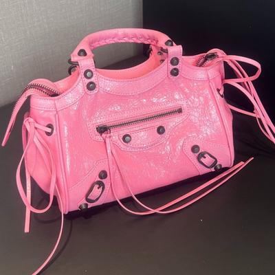 New Product Light Luxury Women's Tote Bag Large Capacity Versatile Willow Nail Bag Fashionable Simple Messenger Bag Portable