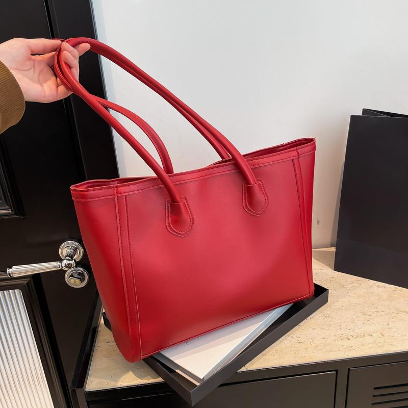 Retro Large-capacity Commuter Handbag, Fashionable and Atmospheric Women's Shoulder Bag, Go Shopping, Versatile Tote Bag