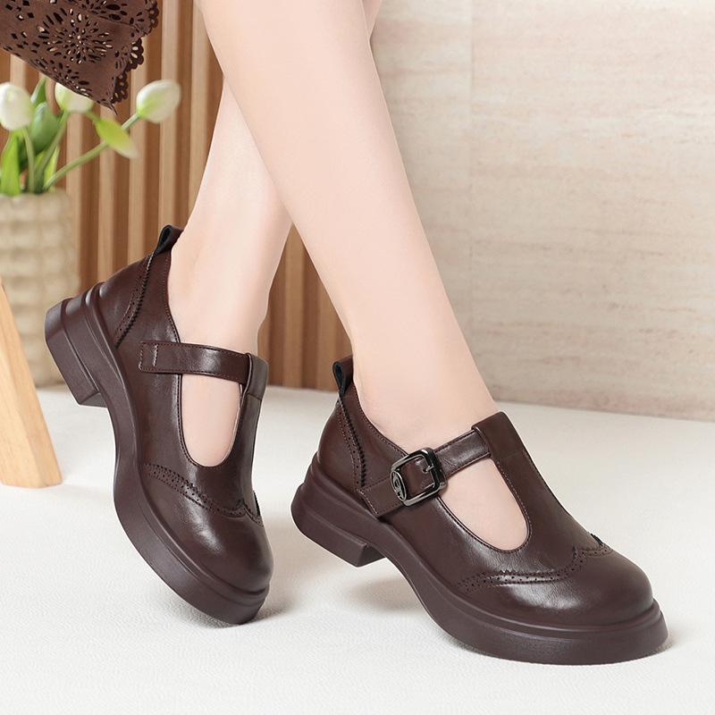 

Womens T Strap Shoes Platform Thick Sole Leather Brogue Detail Buckle Strap Comfortable School Uniform Work School Daily Wear 35