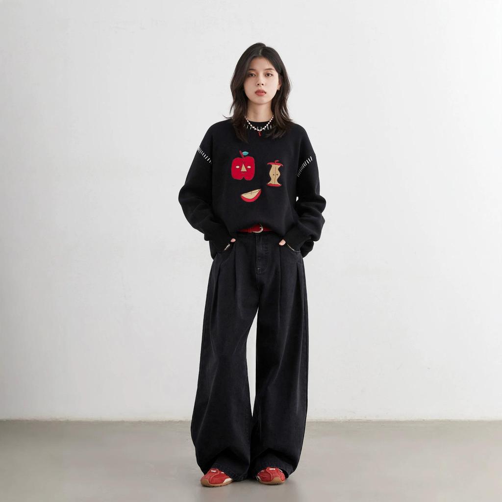 CHIC Retroism Apple Embroidery Loose Round Neck Sweater - Warm, Comfortable Autumn/Winter Top