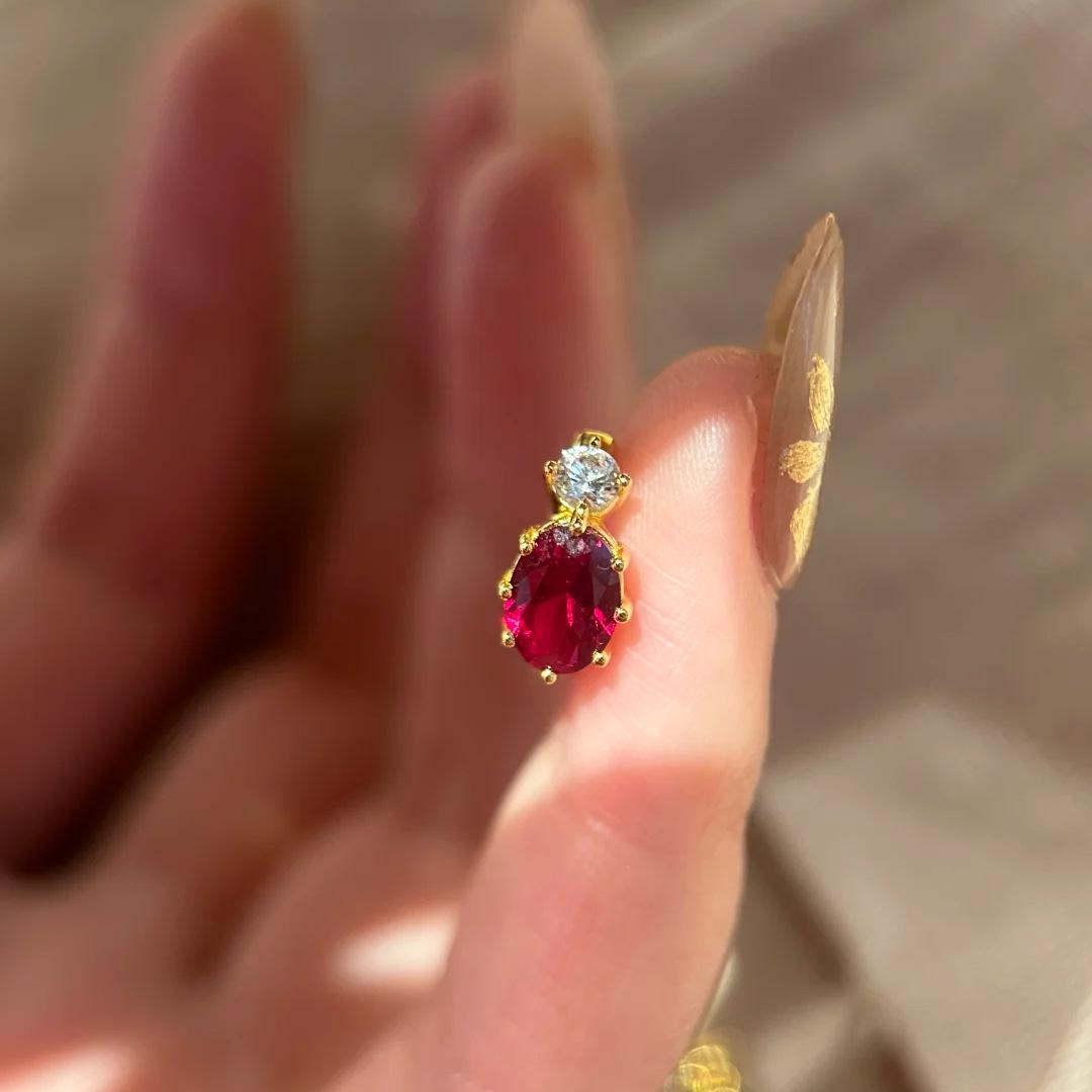 

2026 Fashion Stud Earrings Realistic Ruby Pigeon Egg Ear Buckle New Year s Chinese Red Gold-plated High Carbon Diamond Earrings Women