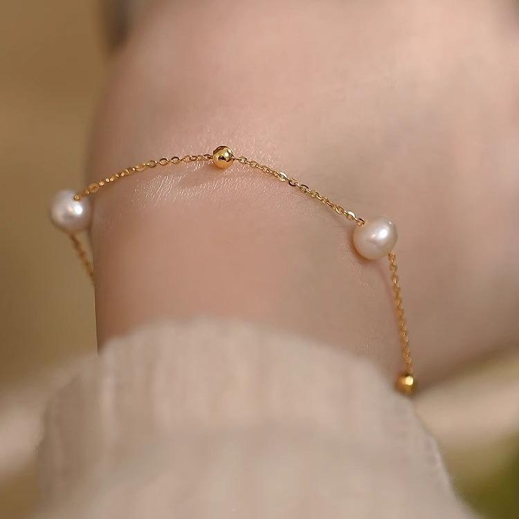 Women's Two Pearl Bracelet with Broken Silver Light Luxury Temperament All-Match Bracelet Petty Gold Square Design for Girlfriend