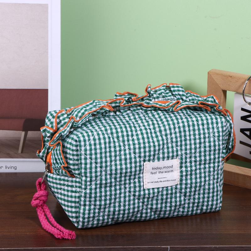 1PCS Vintage Ruffled Edges Fabric Makeup Brush Storage Pouch Cosmetic Makeup Bag For Women