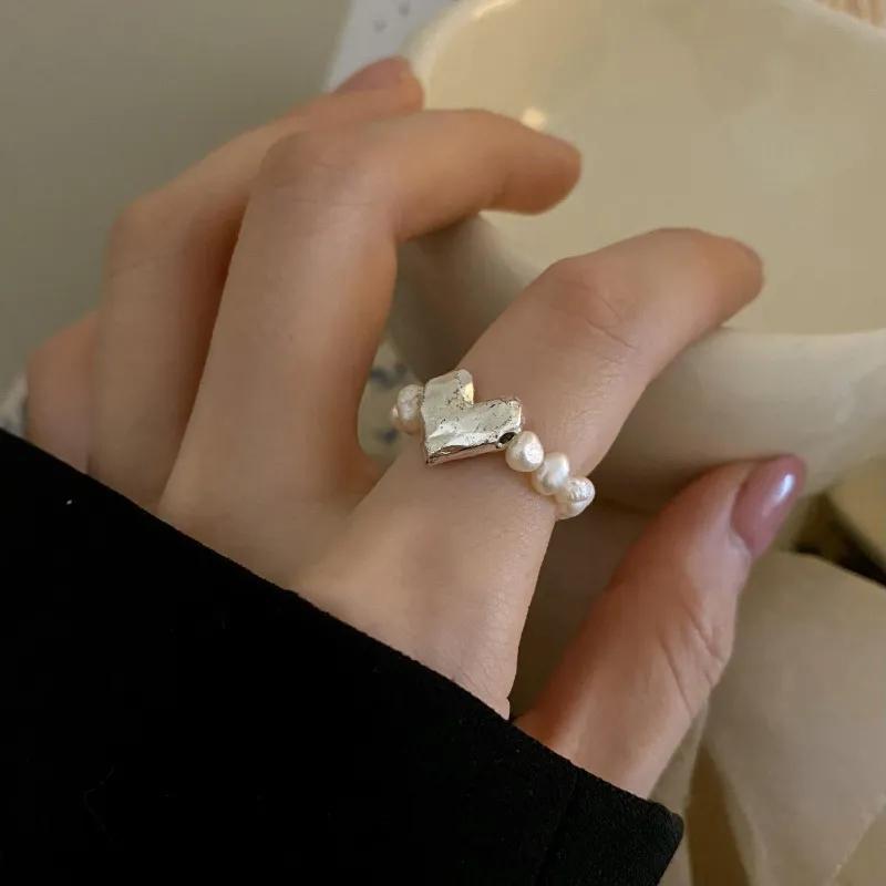 2025 Vintage White Imitation Pearl Open Rings For Women Korean Gold Color Starfish Pearl Adjustable Rings Jewelry Accessory