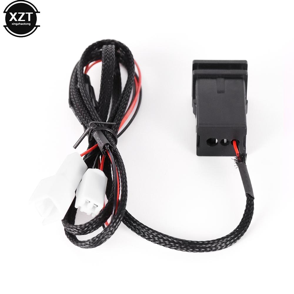 Car Charger Qc3.0 Fast Charging USB Charging Socket Adapter for Toyota Corolla RAV4 Prado FRONTLANDER 2018 2019 2020 2021