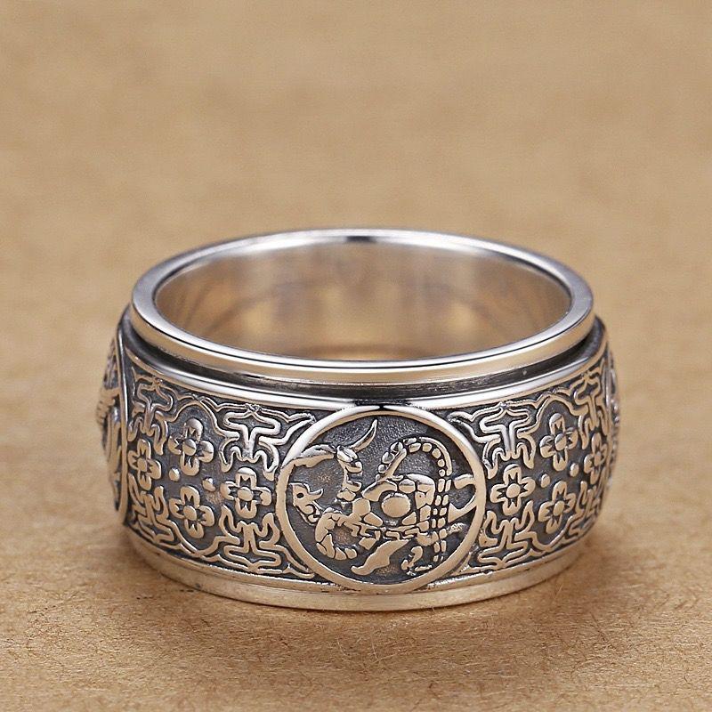 Four Beasts Rotatable Sterling Silver Men s Ring - Trendy Retro Thumb Design