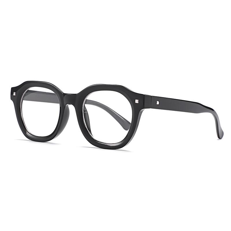 High Quality High End Designer Style Retro Edgy Punk Oversized Riveted Square Shaped Female For Both Male Sun Glasses