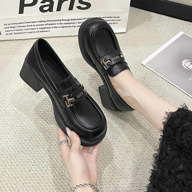 JK small leather shoes women's college style thick heel leather surface metal buckle women's new autumn black single shoes