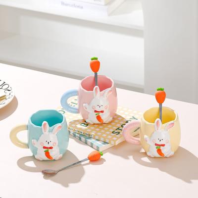 Handbemalte Keramik Tasse mit süßem Kaninchen-Relief Haushalt Kaffeetasse Paar Wasserbecher Geschenk für Mädchen Souvenirgeschenk