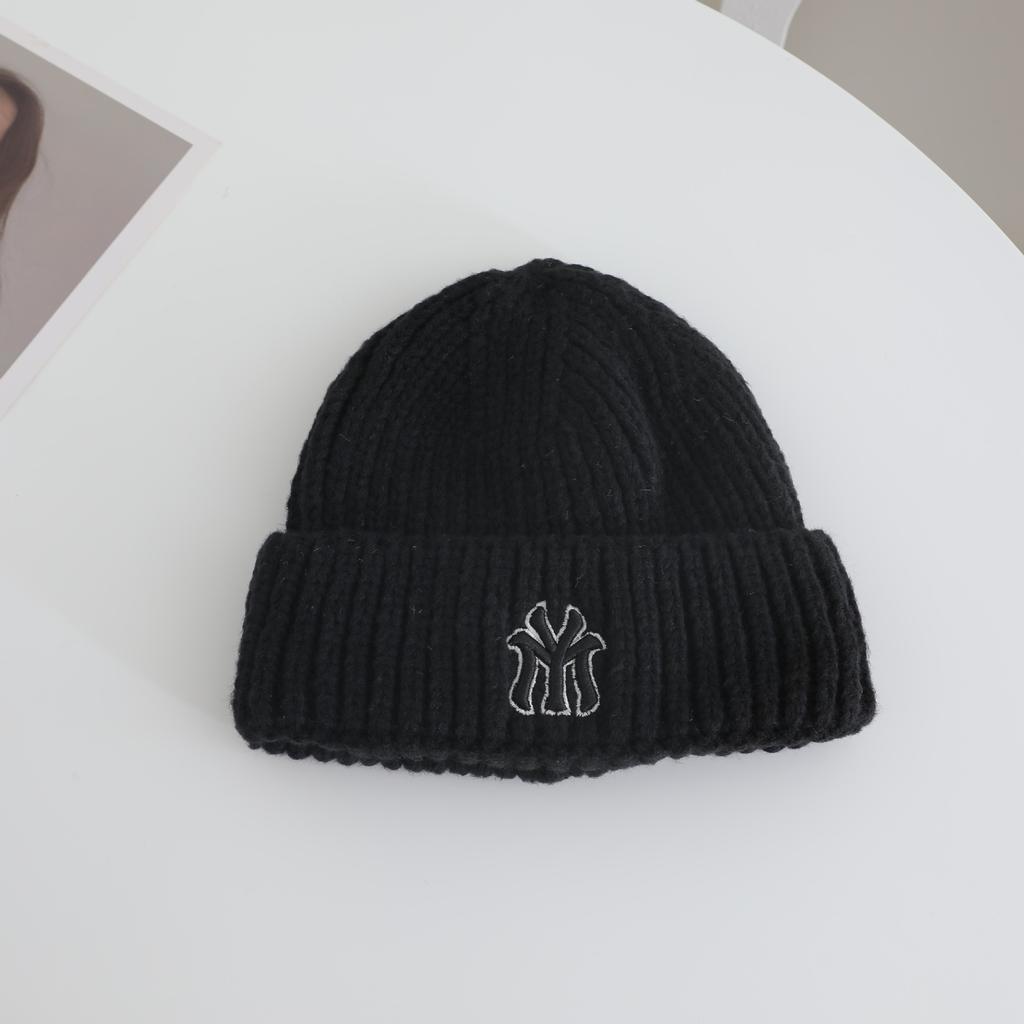 New Autumn and Winter Products Warm Thickened Cold Hat Small Face Protection Ear Protection and Warmth