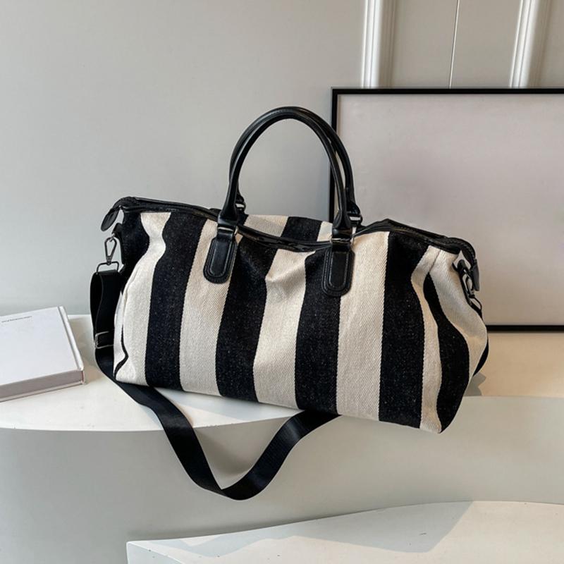 

Yogodlns Ретро Полосатая Женская Дорожная Сумка Большой Вместимости Прочная Оксфордская Конвертируемая Сумка Кроссбоди на Плечо для Поездок на Выходные и Ежедневных Поездок на Работу 53x26x30cm чёрный