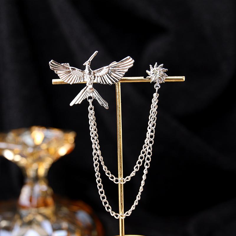 Creative Eagle Shaped Metal Chain Brooches Pin Man Suit Shirt Lapel Pin Women Jewelry Accessries