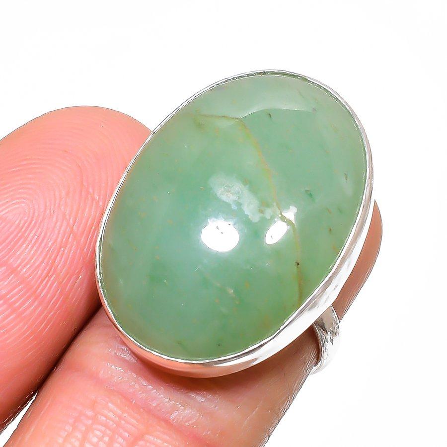 

Кольцо из серебра 925 пробы с натуральным хризопразом, размер 6 C6n94