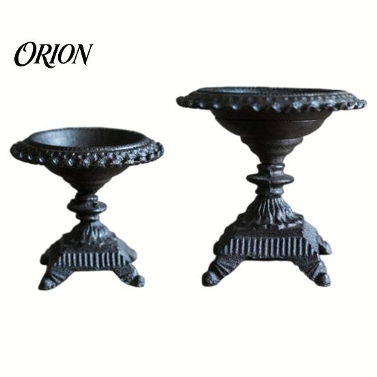 Three-legged Candle Holder Base Heavy Duty Cast Iron Holder, Retro Candlestick Holders, Handcrafted Durable Display Metal Pillar Stand for Dinner Home