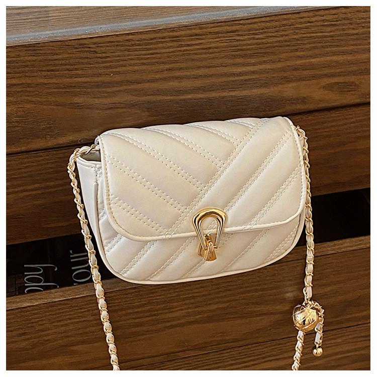 2024 New Women's Crossbody Bag Street Fashion Shoulder Bag Casual Trendy Purse Stylish Chain Bag