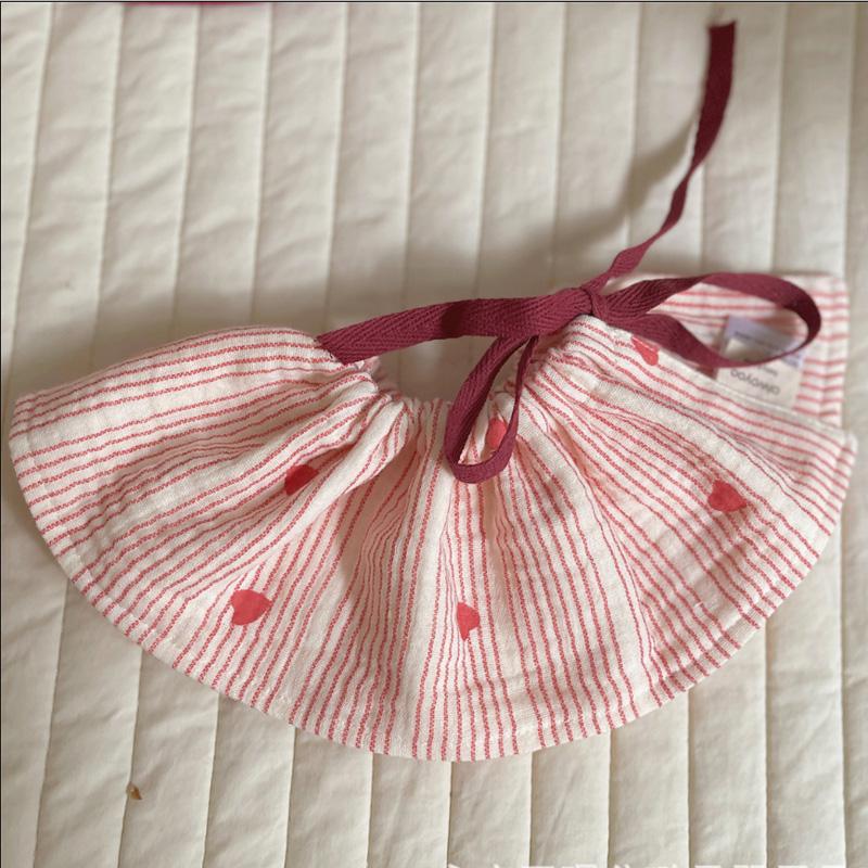 4Layers Cotton Gauze Baby Bibs Toddlers Newborns Printing Ruffle Feeding Burp Cloths Apron Baby Saliva Towel Drool Bib