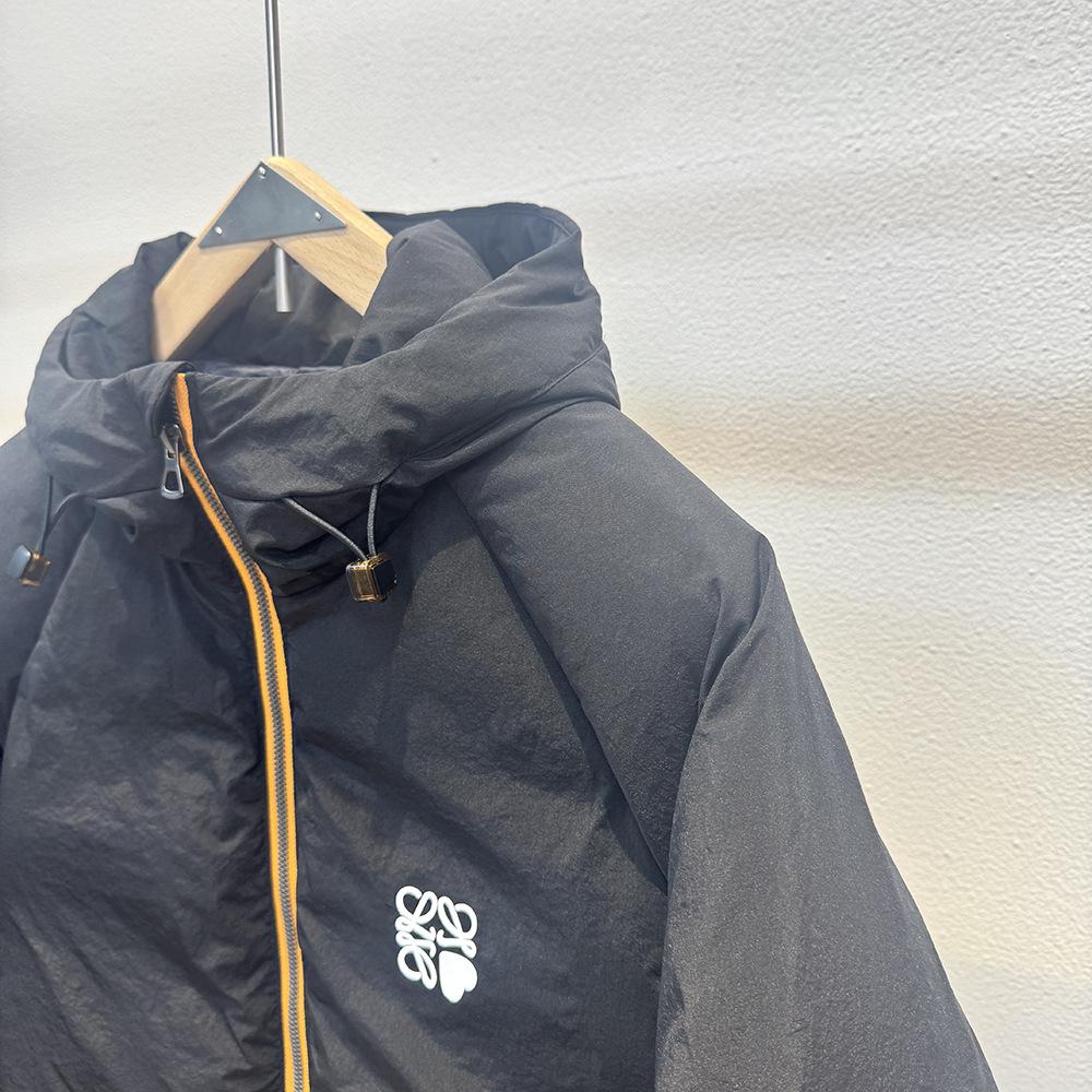 

25-Year Thickened Hooded Down Jacket with Contrasting Zipper, 90% Down, Runway-Style Outerwear M чорний