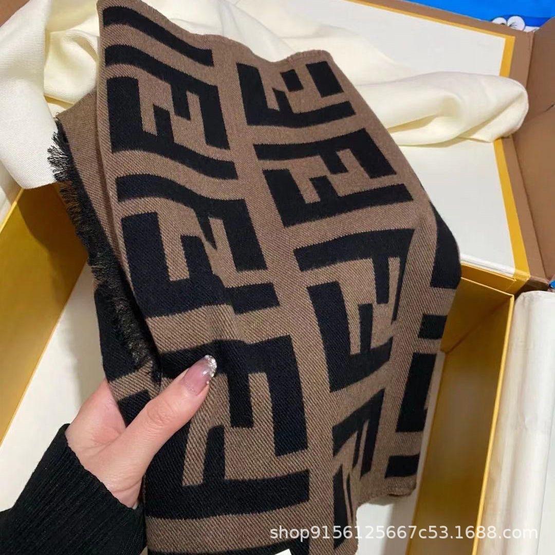 

Double Sided Letter Print Scarf, 180x35cm Fashion Cashmere Blend Neck Wrap, Luxury Thin Scarves for Women with Gift Box коричневый