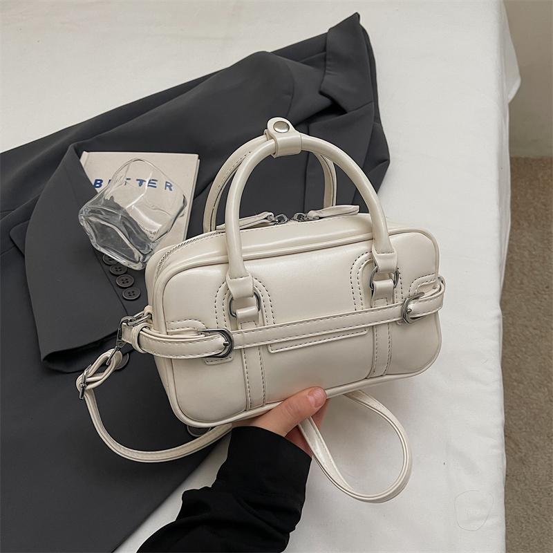 2026 New Fashion Simple PU Material Boston Shoulder Bag Versatile Minority Design Sense Commuter Crossbody Bags for Women