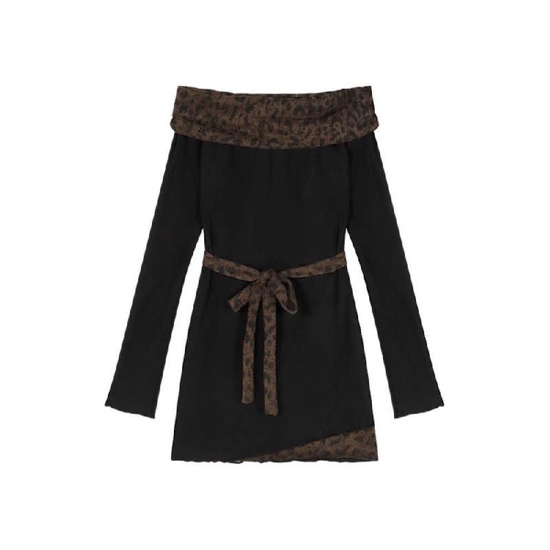Sexy reines Verlangen Gewürzmädchen Stil Leopardenmuster Spleiß One-Shoulder Langarmkleid Herbst Schlanke Passform und Dünn Hüftumwickelter Kurzer Rock