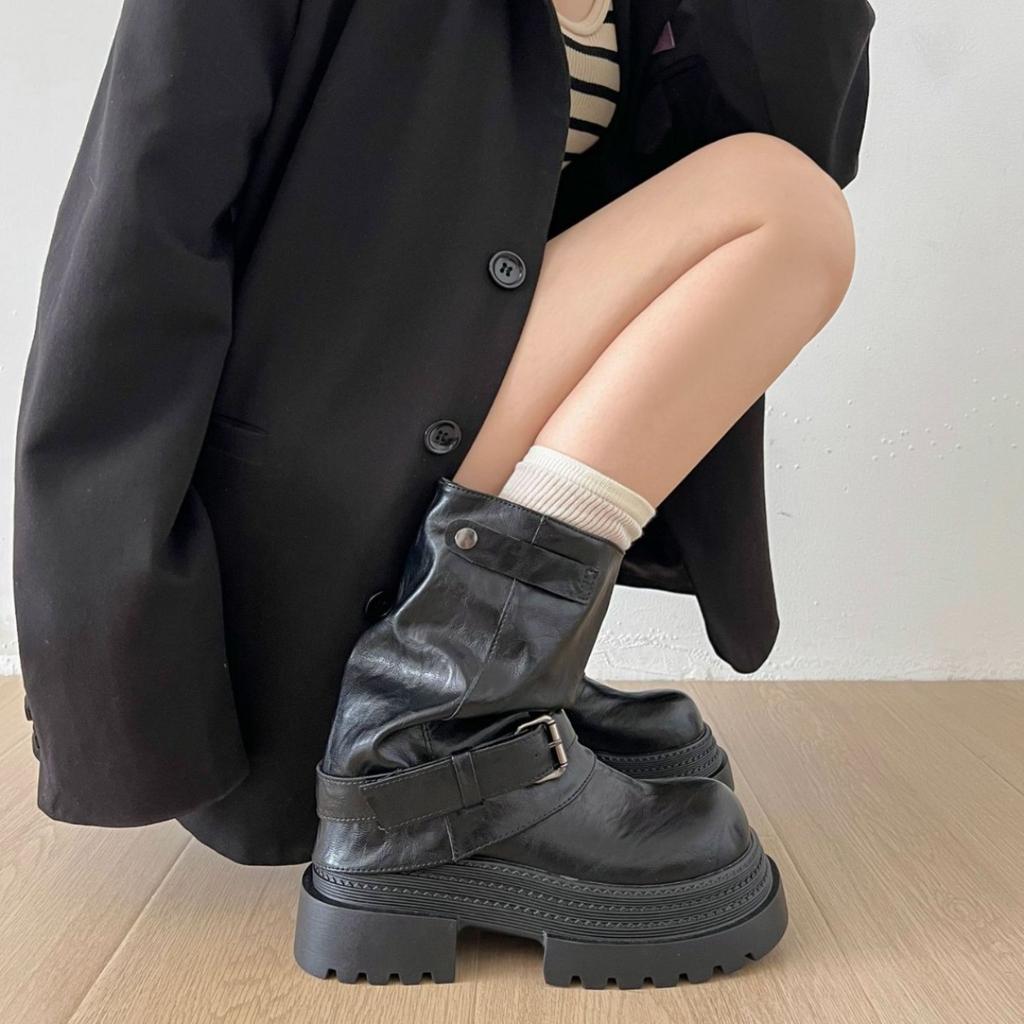 Black British style small man heightened platform Martin boots women's 2025 new summer retro trouser short boots