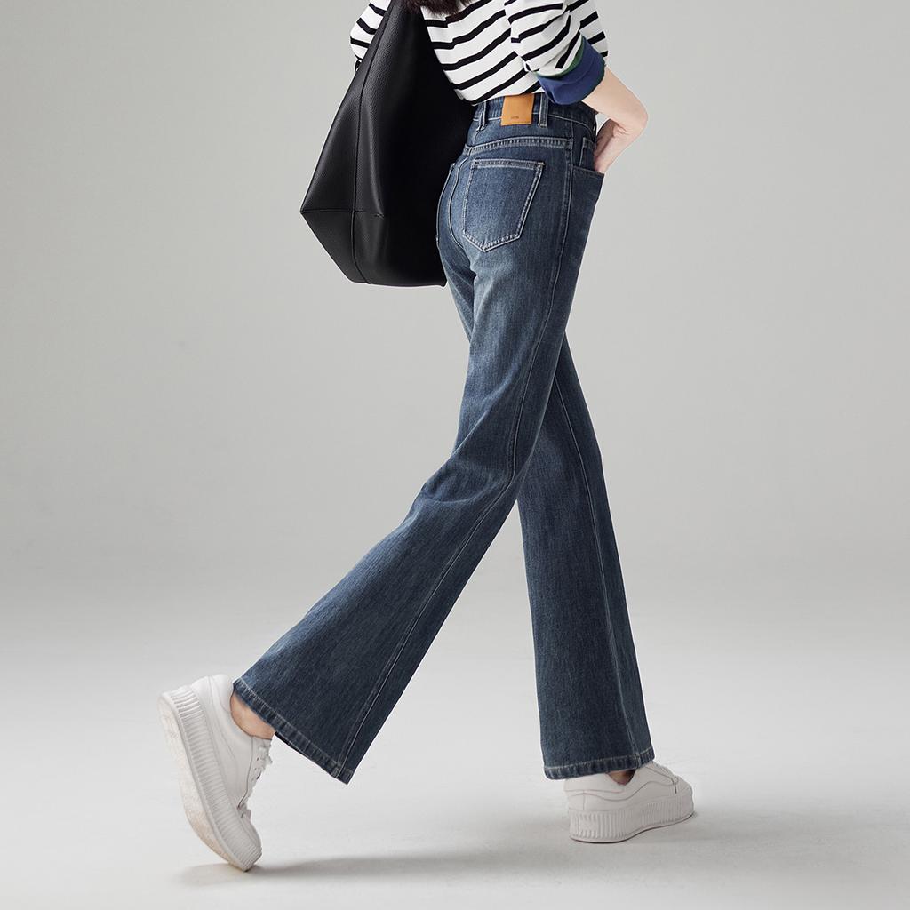 Fashionable high waisted jeans for women in autumn 2025, versatile and slimming, flared pants, long pants
