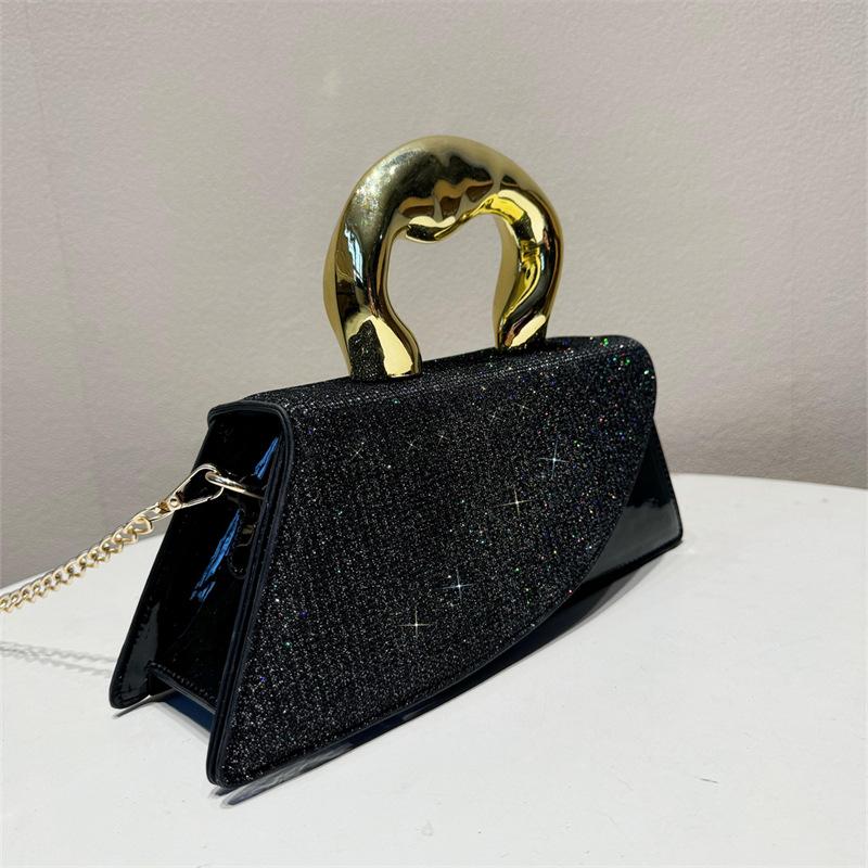 

Сумка женская сумка весна и лето новая 2025 европейская и американская мода нишевая сумочка сумка типа клатч на плечо мессенджер маленькая квадратная сумка чёрный