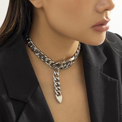 Hip Hop Heavy Industries Metal Geometric Necklace, Personalized Thick Chain Belt Buckle Clavicle Necklace Female