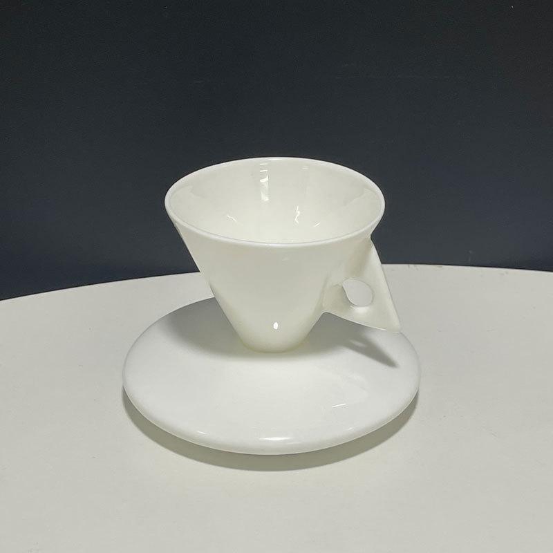 White Cone Bone China Espresso Cups And Saucers Creative Personality Ceramic Cups And Saucers Latte Office Home Coffee Set 101-200ml