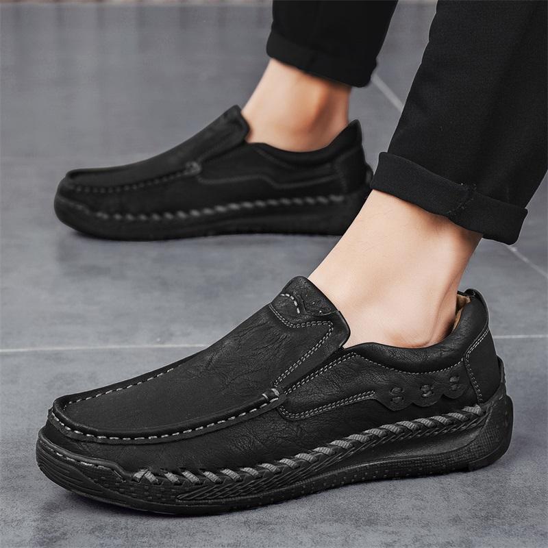 Men's Slip-on Retro Casual Shoes Large Size Handmade Genuine Leather Casual Boots  Suit Casual Wedding Shoes