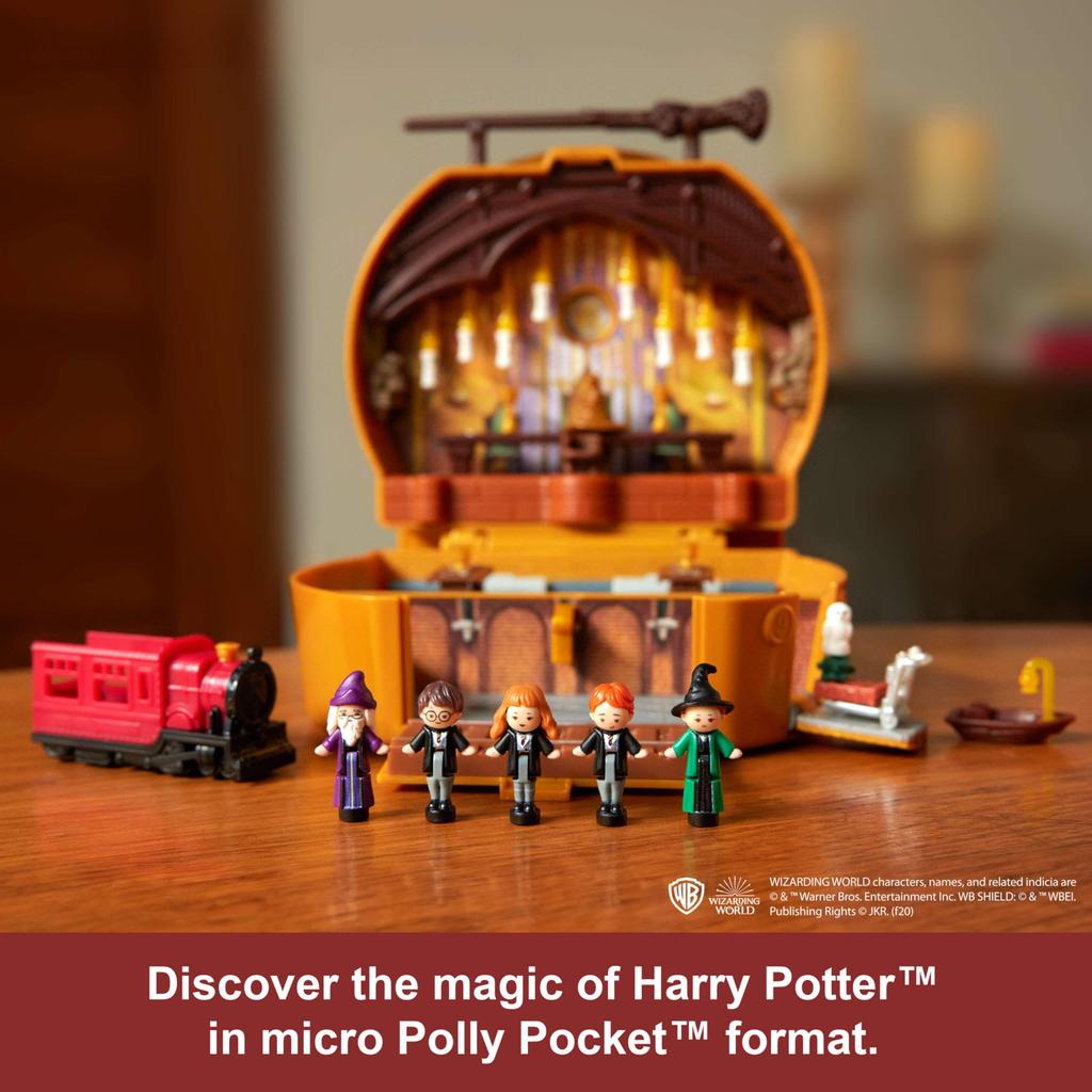 Polly Pocket Collector Playset, Harry Potter Compact, with 5 Dolls and 11 Accessories