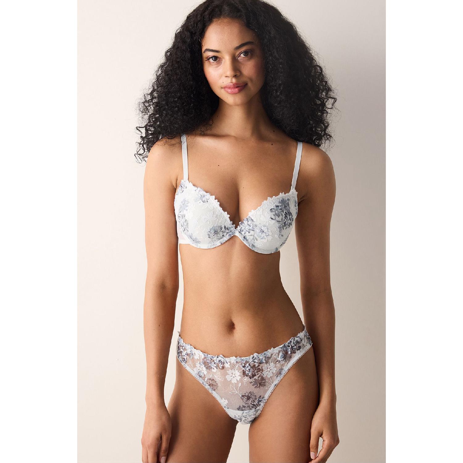 

Wow Broidery Light Gray Bra 70B
