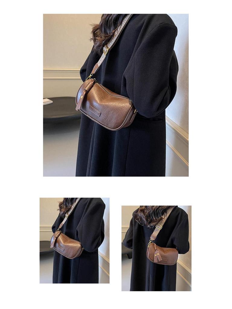 Women's 2025 Autumn Fashion Retro Pillow Crossbody Bag with Wide Strap