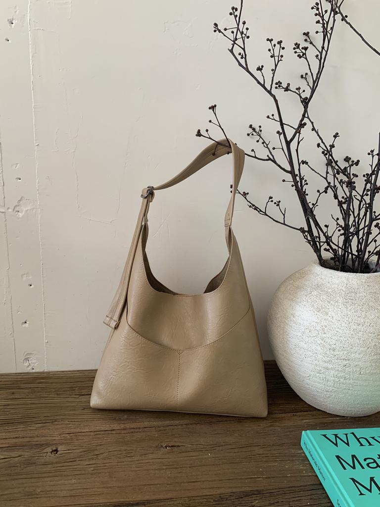 Textured Traveling Shoulder Bag for Women Autumn Winter Large Capacity PU Crossbody Bags Solid Color Shopping Casual Handbags