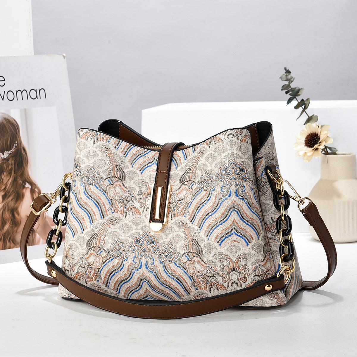 

Bucket bag New Year s gift bag Mom bag Handbag One shoulder messenger bag Taizhou women s bag 25*12*19 хаки