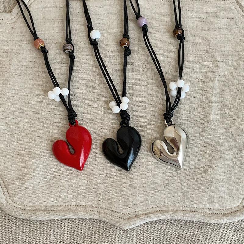 Flowers Beads Irregular Red Black Enamel Love Heart Pendant Necklaces for Women Adjustable Rope Chain Chokers Jewelry