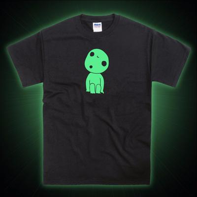 Camiseta Kodama Child Tree Espíritu del Bosque Resplandor en la Oscuridad