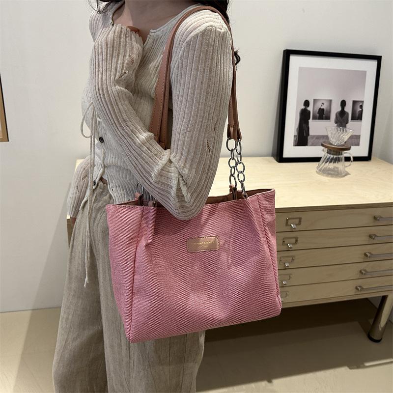 Simple and large-capacity tote bag, casual shoulder big bag, women's 2025 new college students' class commuting bag