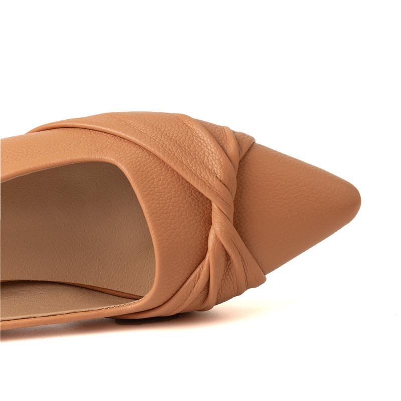 Women's Flat-soled Sandals Summer New Comfortable Versatile Pointed Large-size Sandals
